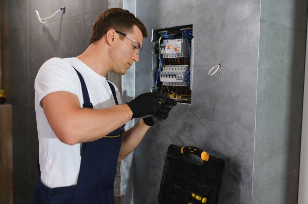 Best Outdoor Lighting Installation  in Sealy, TX